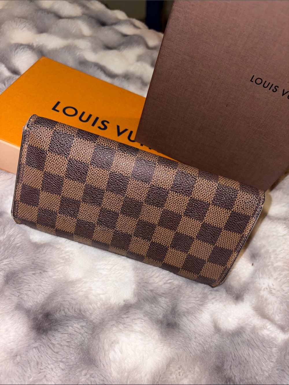 Louis Vuitton Brown Damier Ebene Check Wallet with Gold Snap - Picture 7 of 7